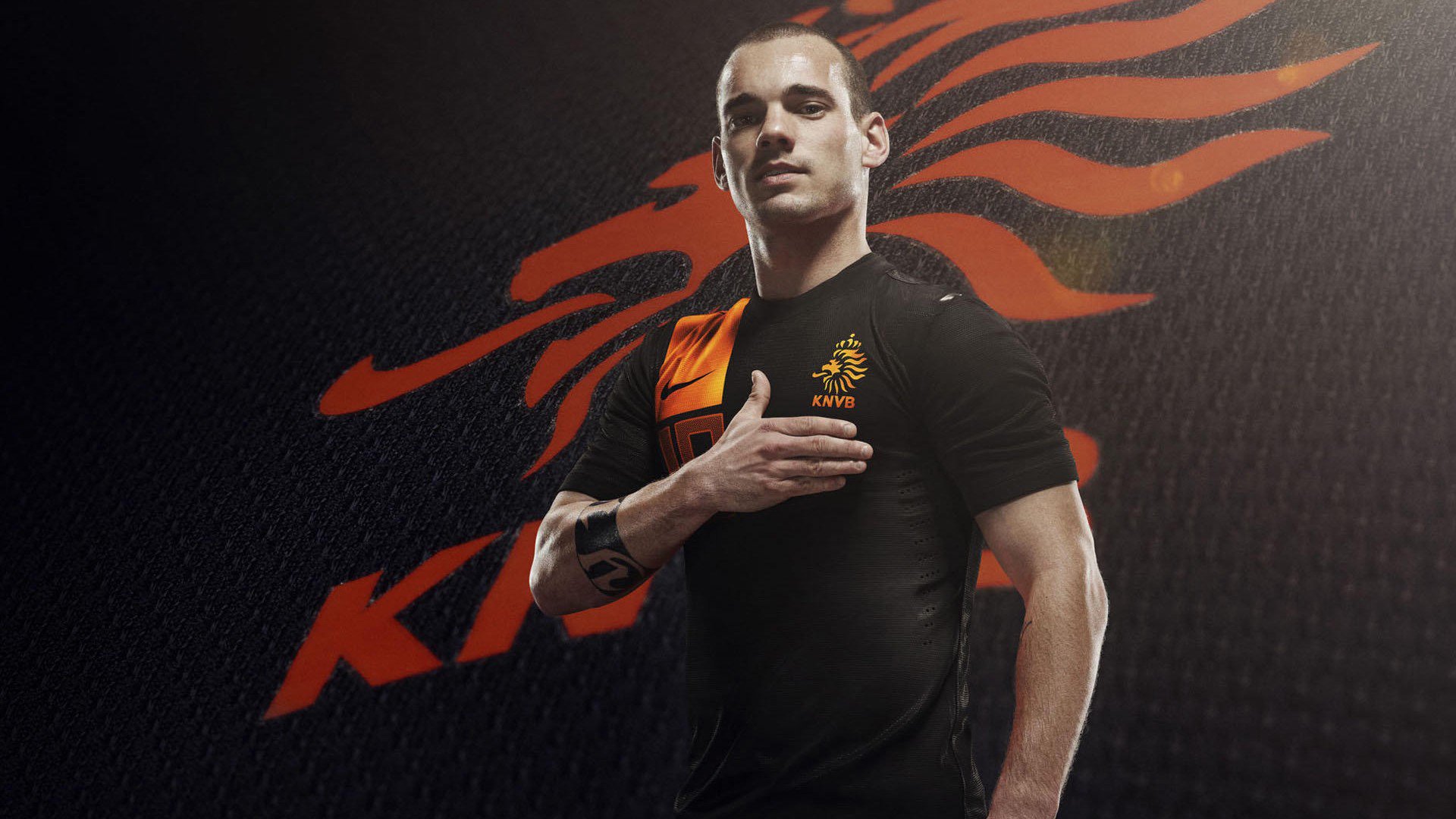 麦克沃伊带伤出战依旧夺牌，麦克埃沃伊